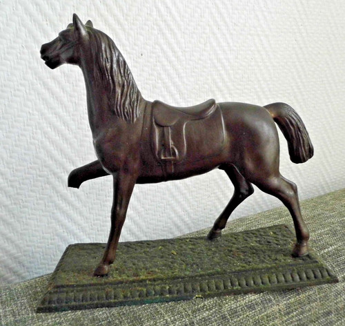 Altes antikes pferd - altes,