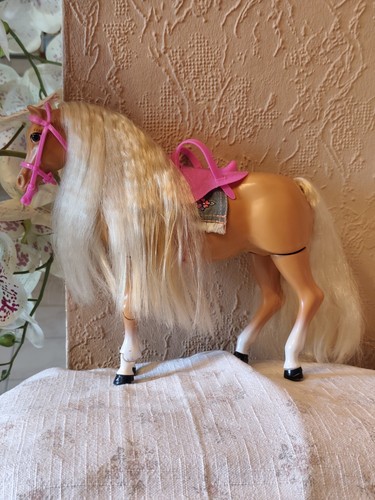 Altes barbie pferd high - altes,